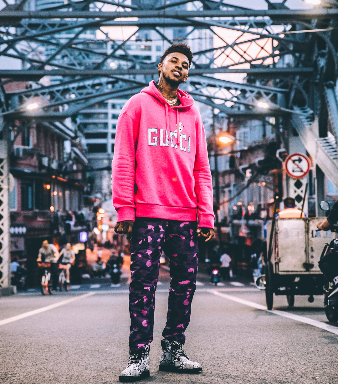 轻而不飘 轻而不飘